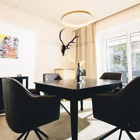 Elegantes Mit Terrasse Apartament Graz