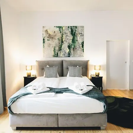 Elegantes Mit Terrasse * Graz